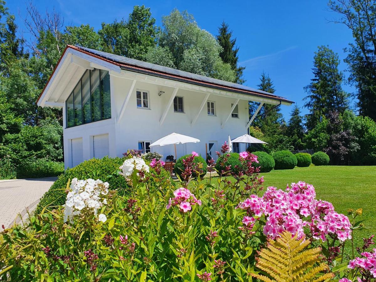 Ferienwohnung WohlfühlEckerl Tittmoning Exterior foto